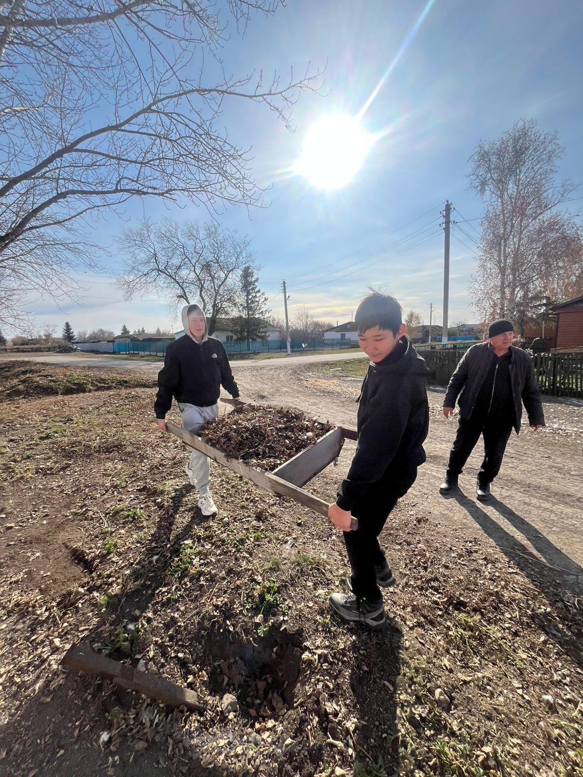 &quot;Қамқор&quot; әлеуметтік жобасы аясында &quot;Ясновка орта мектебі&quot; КММ оқушылары &quot;Табиғатқа қамқорлық жасаймыз&quot; экологиялық акциясына қатысты.
