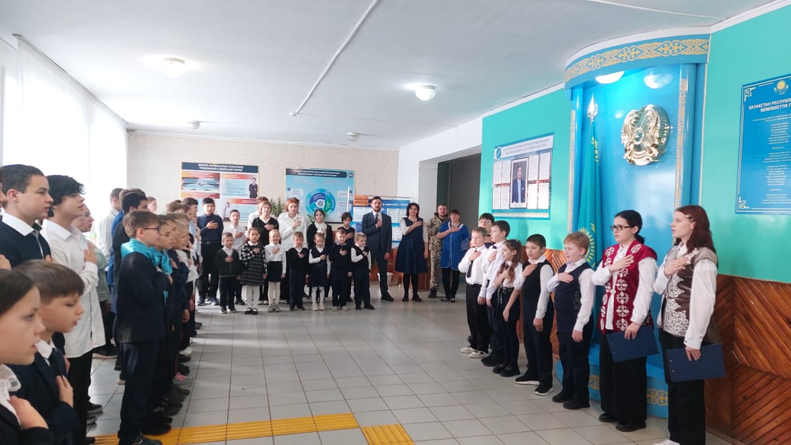 15 желтоқсанда "Ясновка орта мектебі" КММ-де Қазақстан Республикасының Тәуелсіздік күніне - еске алу, тарихты құрметтеу және еліміздің жүріп өткен жолын түсіну күніне арналған жалпы мектептік жиын өтті.